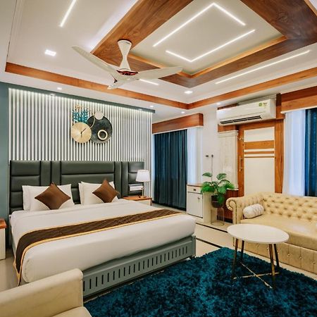 Excellency Airport Hotel Коччи Экстерьер фото
